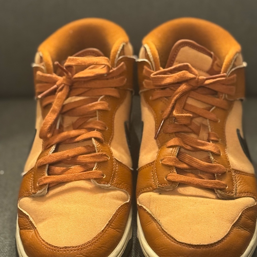 Men’s Nike Dunk Mid- Amber - Picture 5 of 8